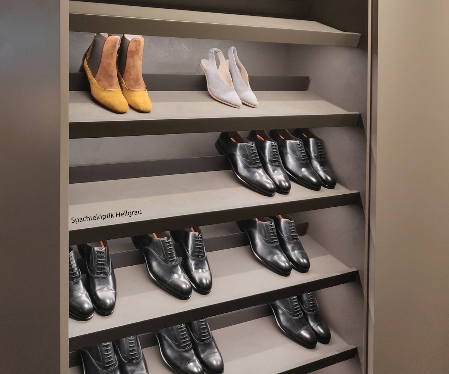 Moderne Livitalia Armoire à chaussures design avec éclairage LED Moderne Livitalia Armoire à chaussures design avec éclairage LED