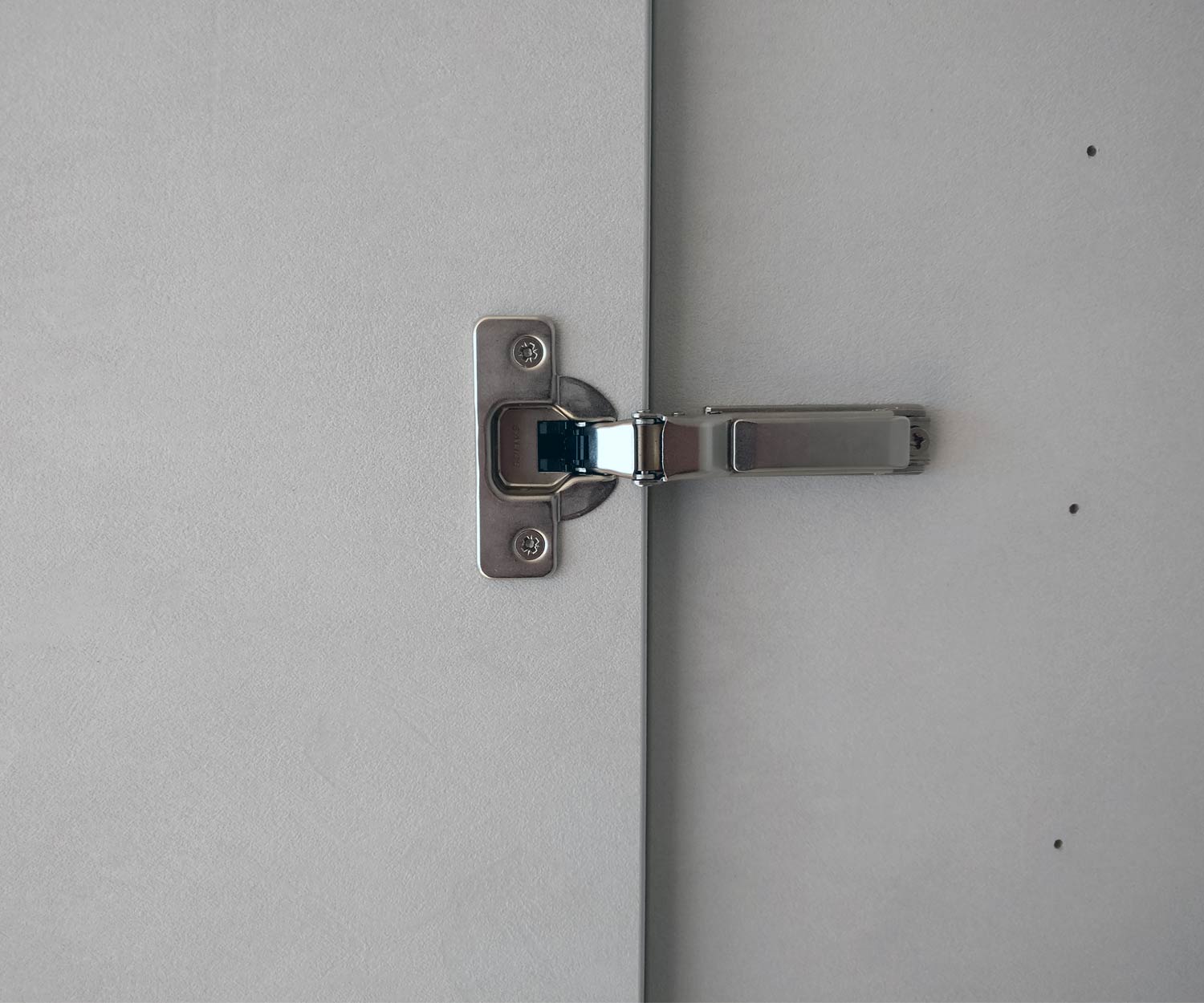 Hoogwaardige Livitalia Design kleerkast Liscia met geïntegreerde demper Hoogwaardige Livitalia Design kleerkast Liscia met geïntegreerde demper