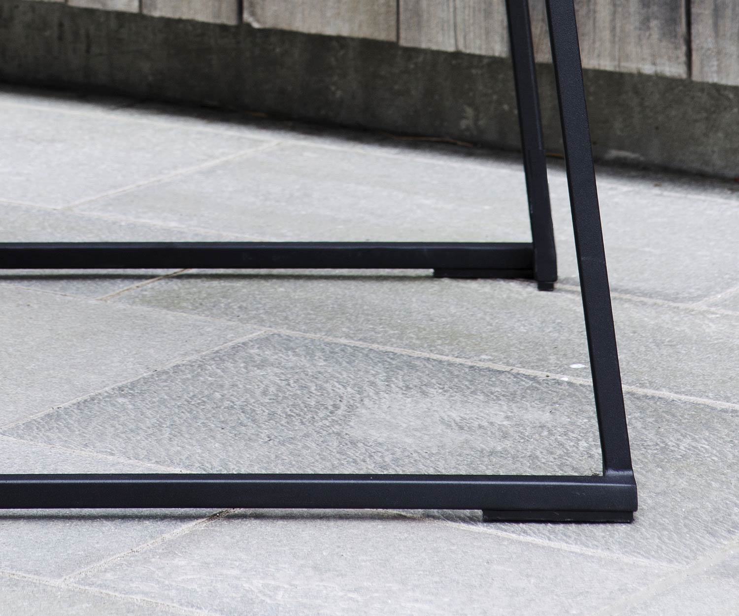 Hoogwaardige Oasiq Muze fauteuil in detail Sledeframe Hoogwaardige Oasiq Muze fauteuil in detail Sledeframe