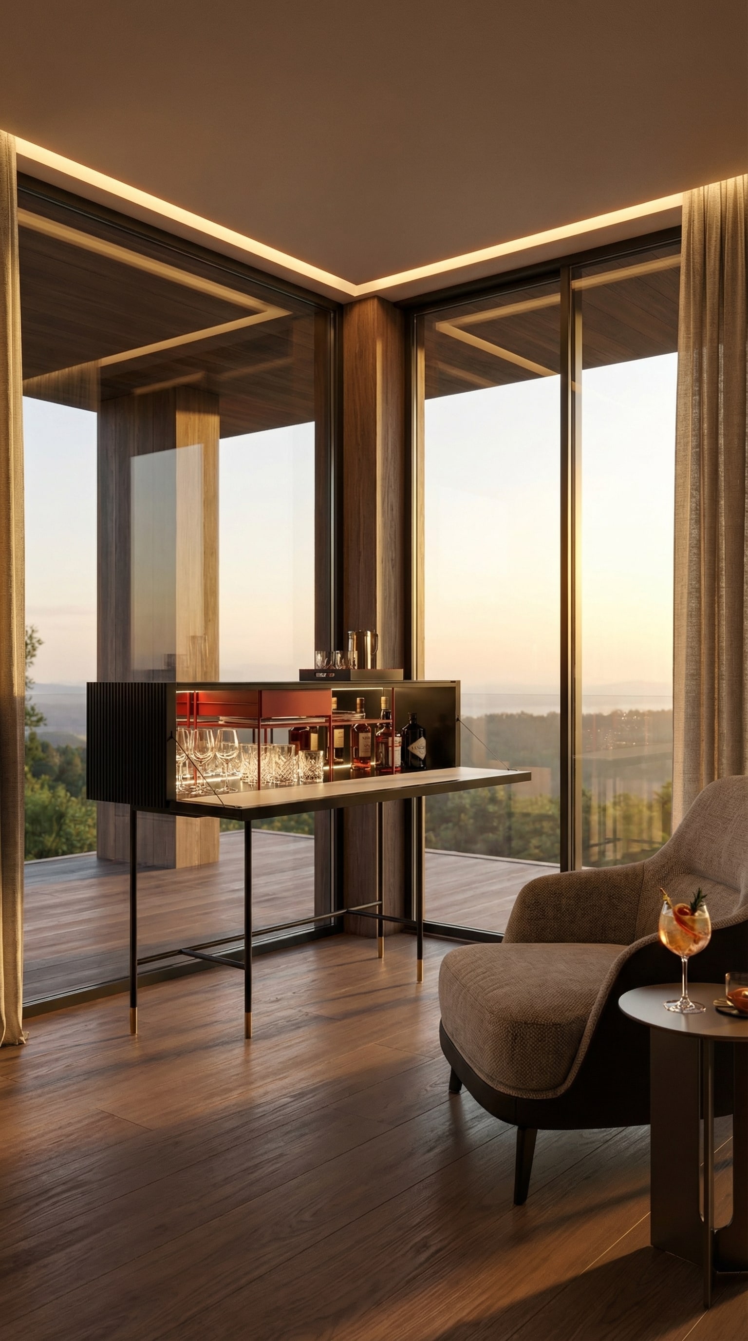 Capo d´Opera Aero Bar Sideboard geopend, met fonkelende glazen en flessen in het avondlicht. Capo d´Opera Aero Bar Sideboard geopend, met fonkelende glazen en flessen in het avondlicht.