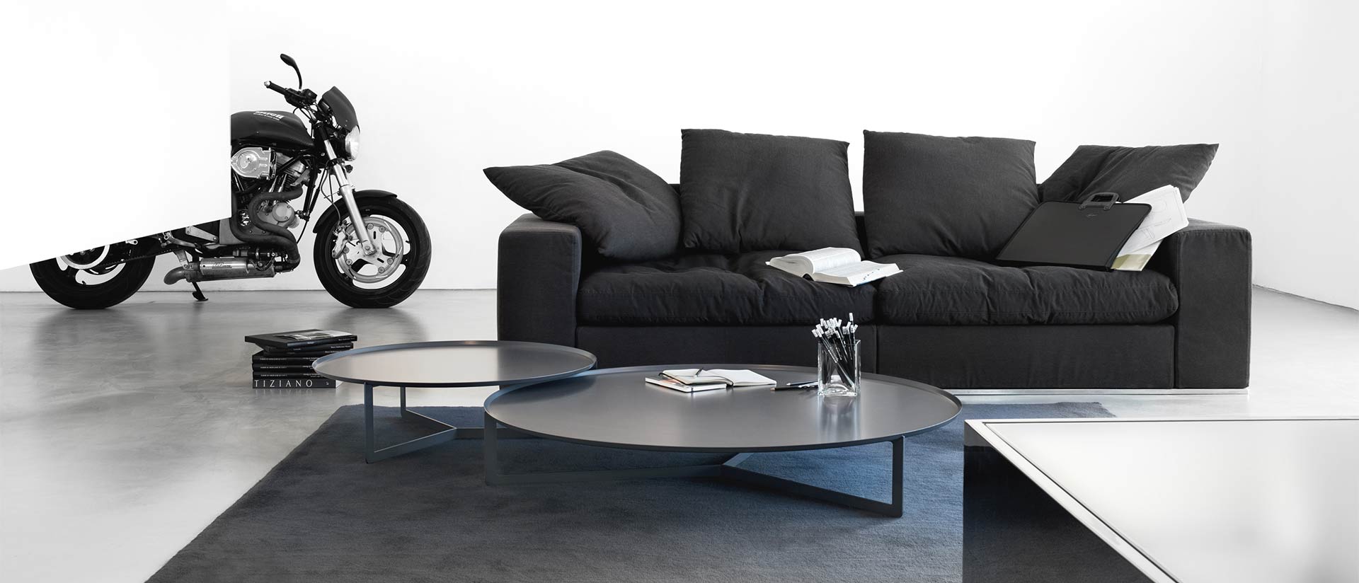 Table basse en métal Table basse en métal