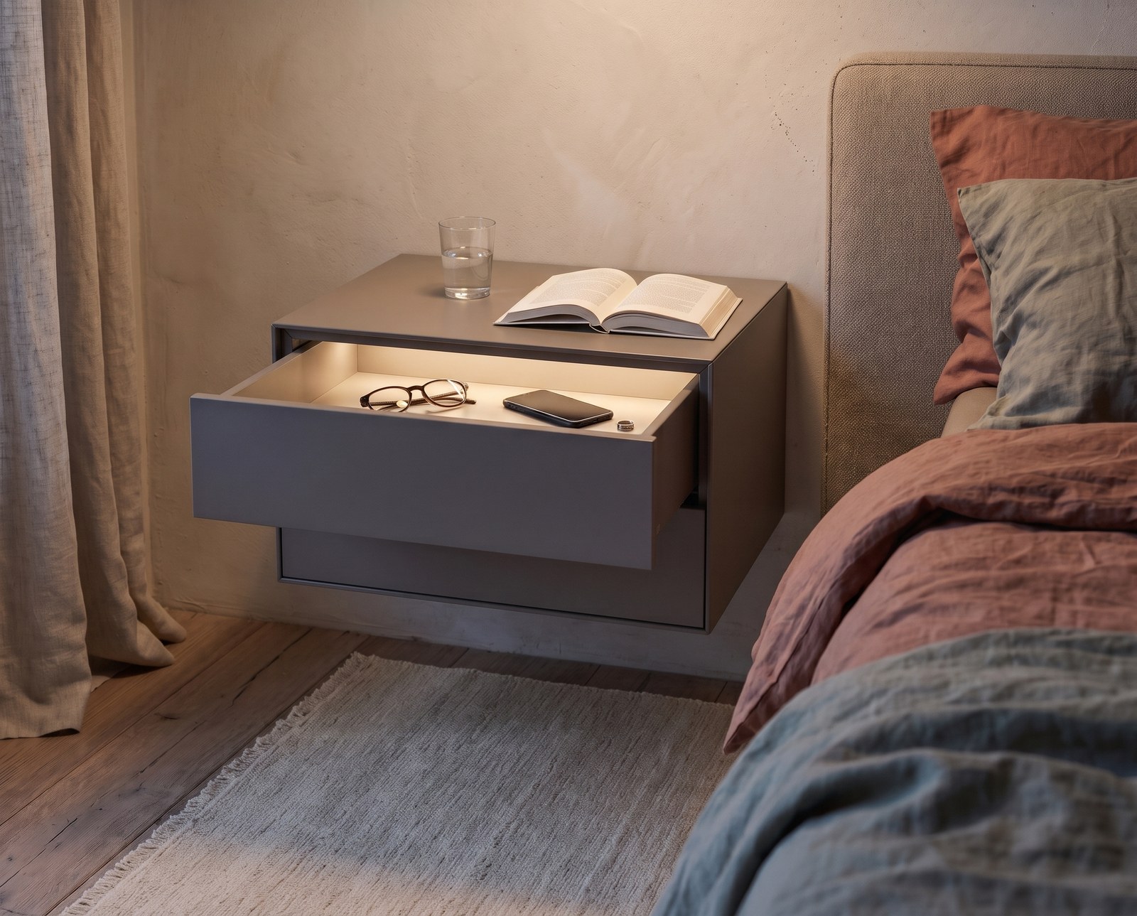 Exclusif Livitalia Table de nuit design Ecletto avec 2 tiroirs en blanc