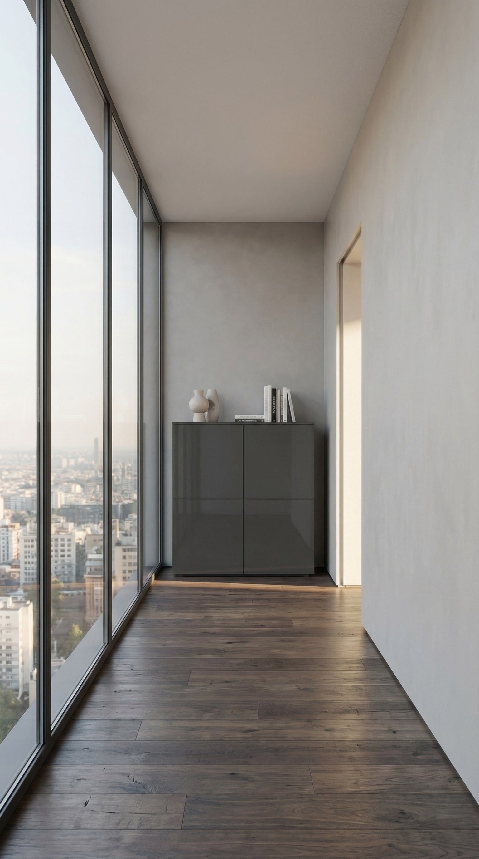 Livitalia Highboard Four in een smalle, lichte gang met architectonische details. Livitalia Highboard Four in een smalle, lichte gang met architectonische details.
