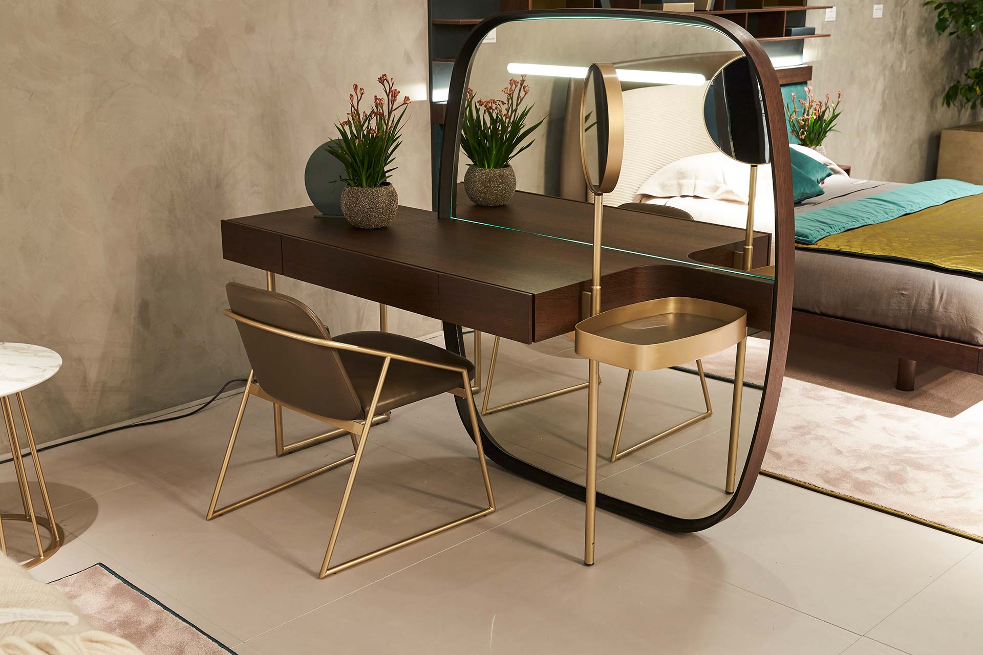 Luxe gouden kaptafel Luxe gouden kaptafel