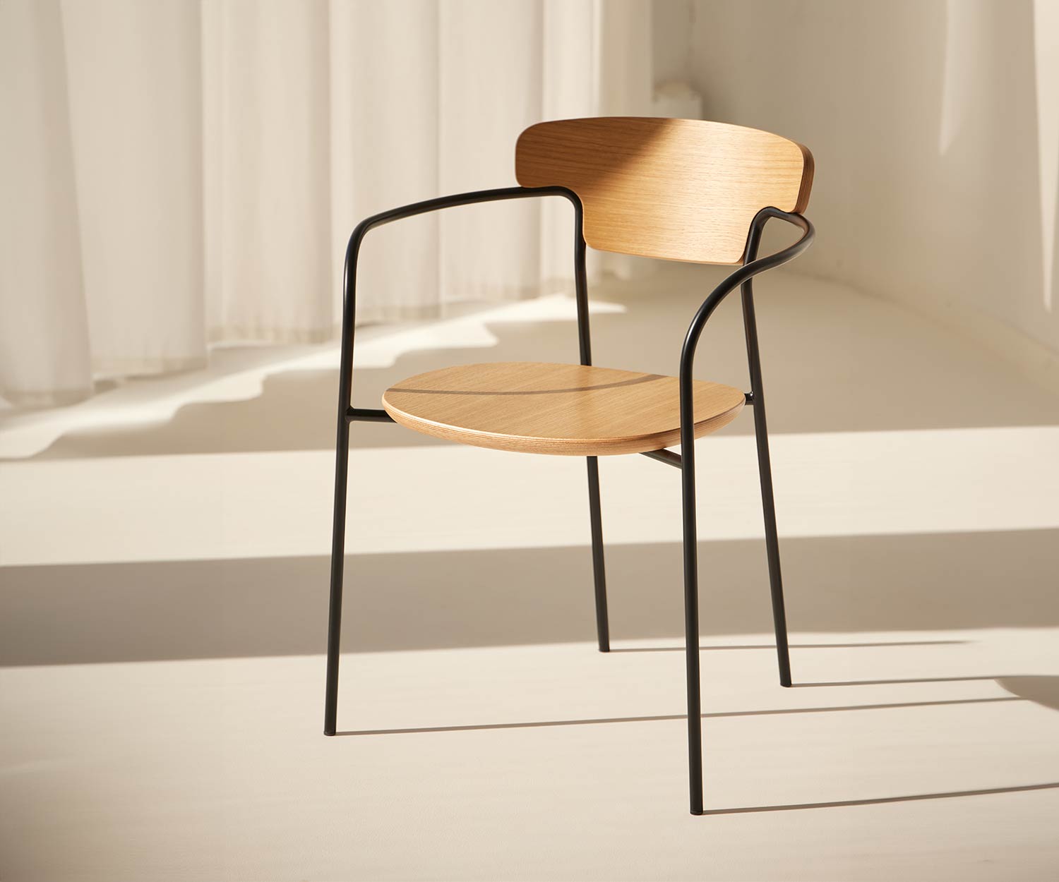 Punt Chaise en bois de pécan Punt Chaise en bois de pécan