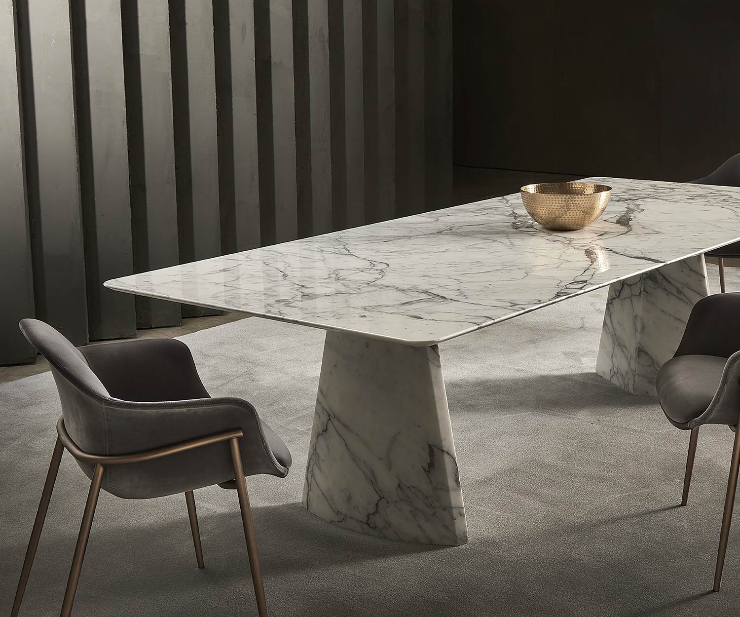 Table de salle à manger design de haute qualité en marbre veiné blanc Arabescato