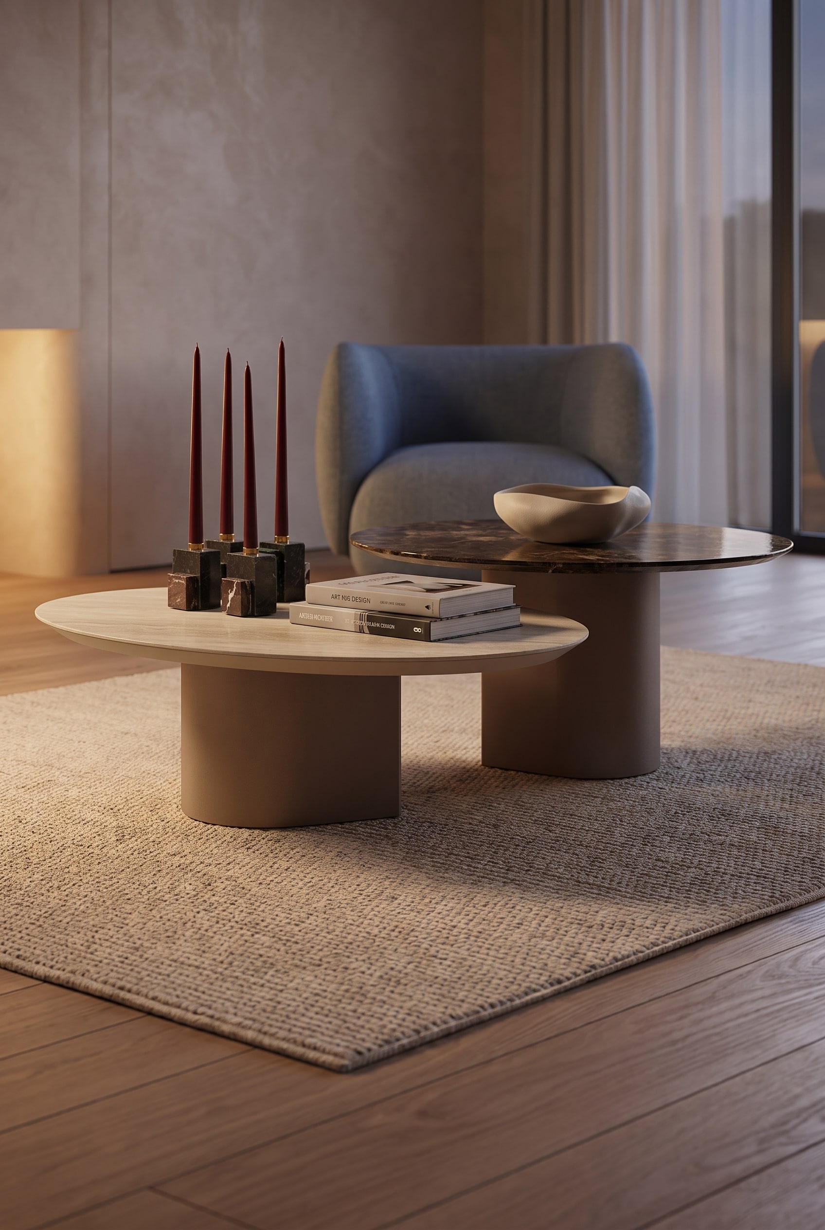 Salon moderne avec une table basse combinant un plateau en noyer noble avec une structure métallique filigrane anthracite, décorée de beaux livres.