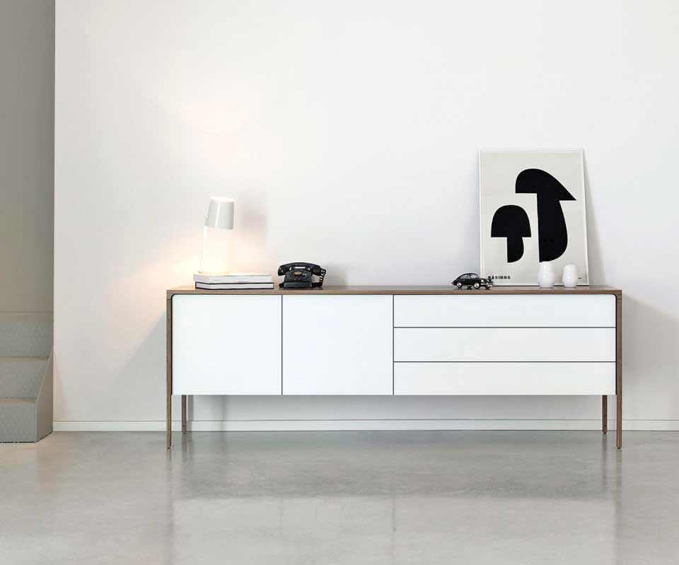 Haute qualité blanche Punt Designer Sideboard Punt Tactile Haute qualité blanche Punt Designer Sideboard Punt Tactile