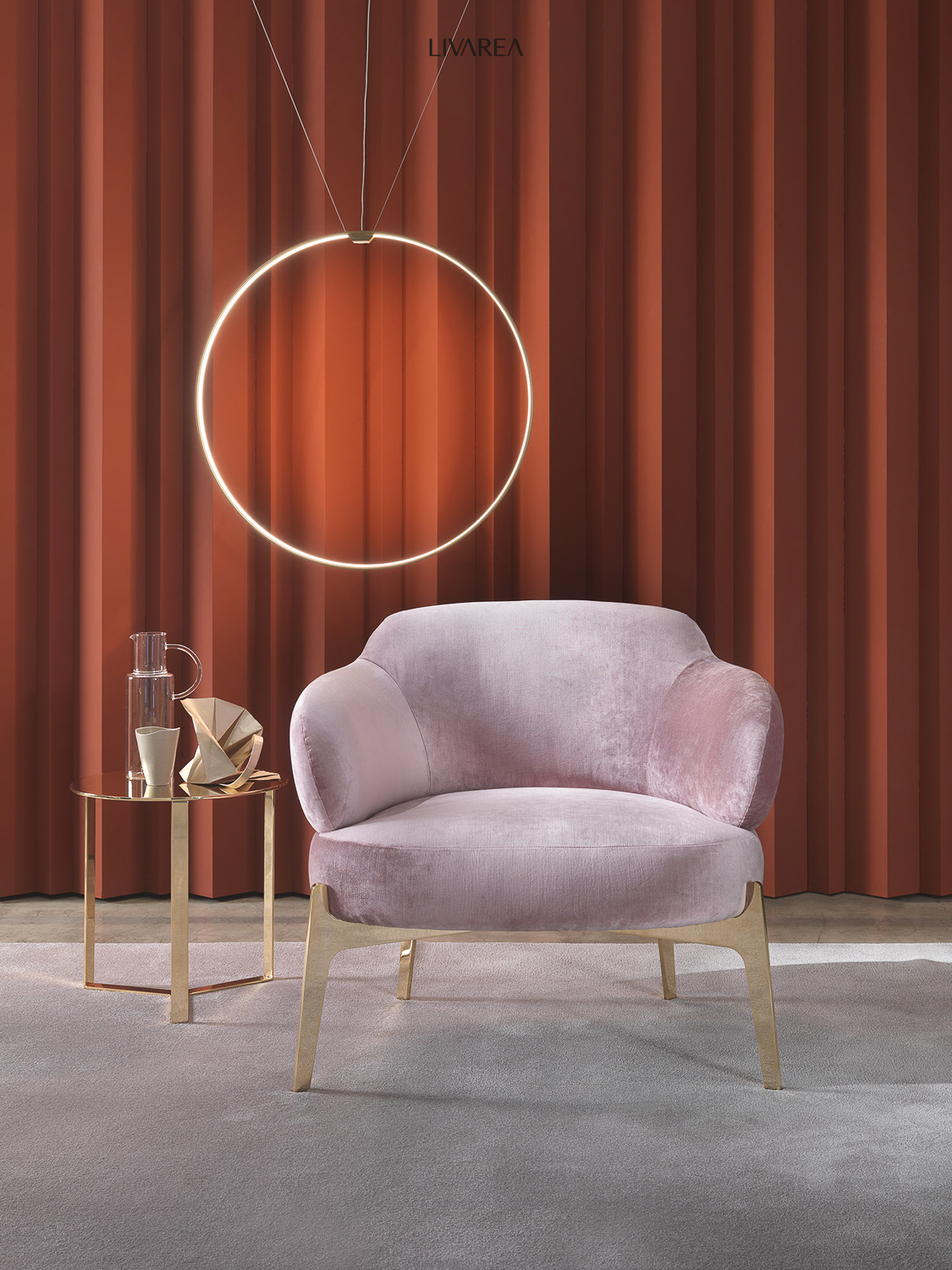 Comfortabele design loungestoel met fluwelen hoes Comfortabele design loungestoel met fluwelen hoes