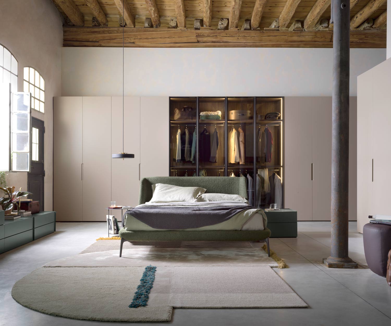 Module de la penderie Perry en armoire murale de chambre à coucher Module de la penderie Perry en armoire murale de chambre à coucher