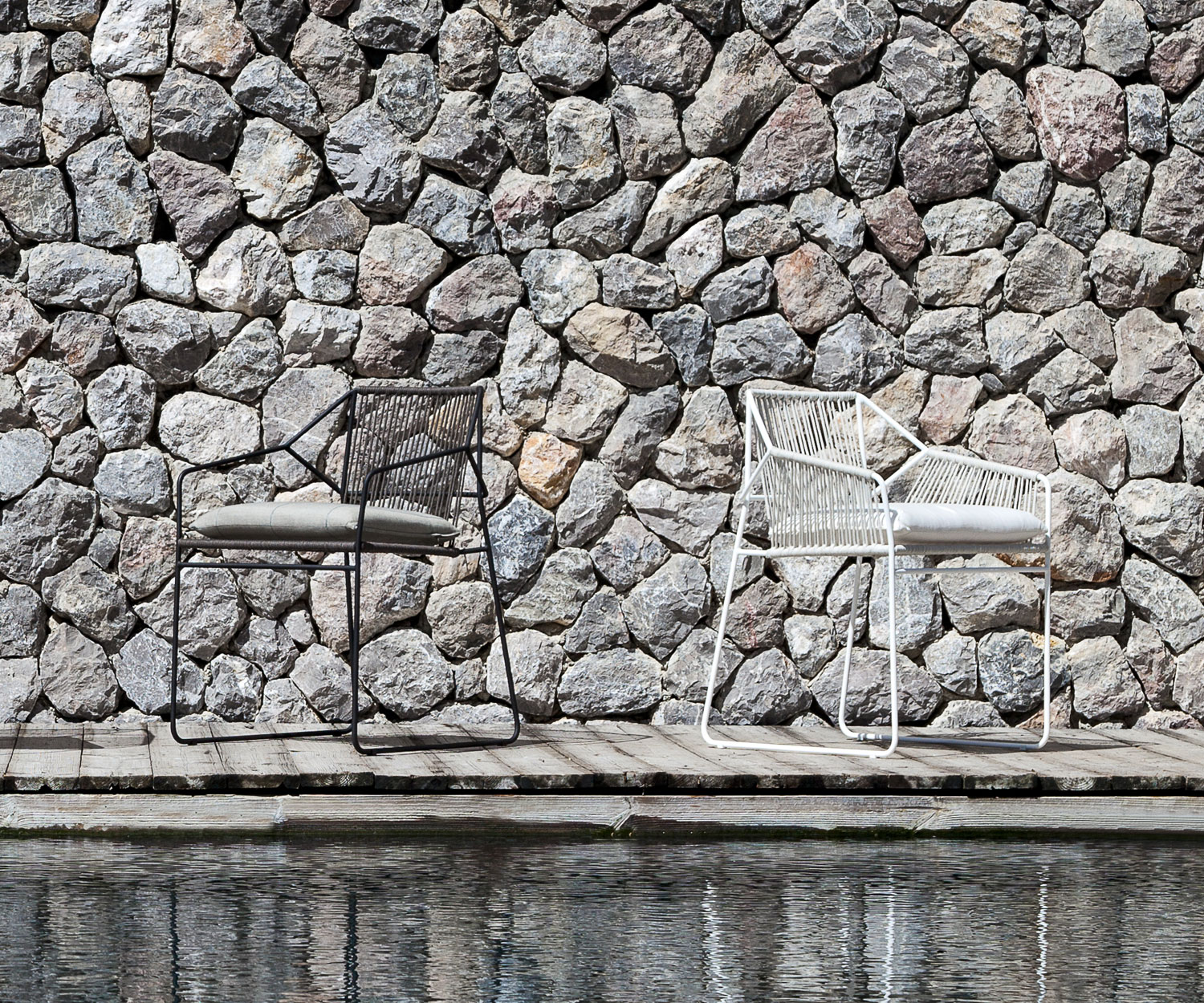 Moderne Oasiq Sandur Schnur designstoel in donkergrijs antraciet Moderne Oasiq Sandur Schnur designstoel in donkergrijs antraciet