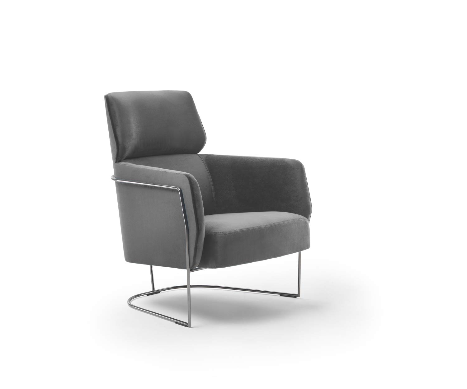 Fauteuil de salon confortable Nest de Marelli piètement métallique étroit Fauteuil de salon confortable Nest de Marelli piètement métallique étroit