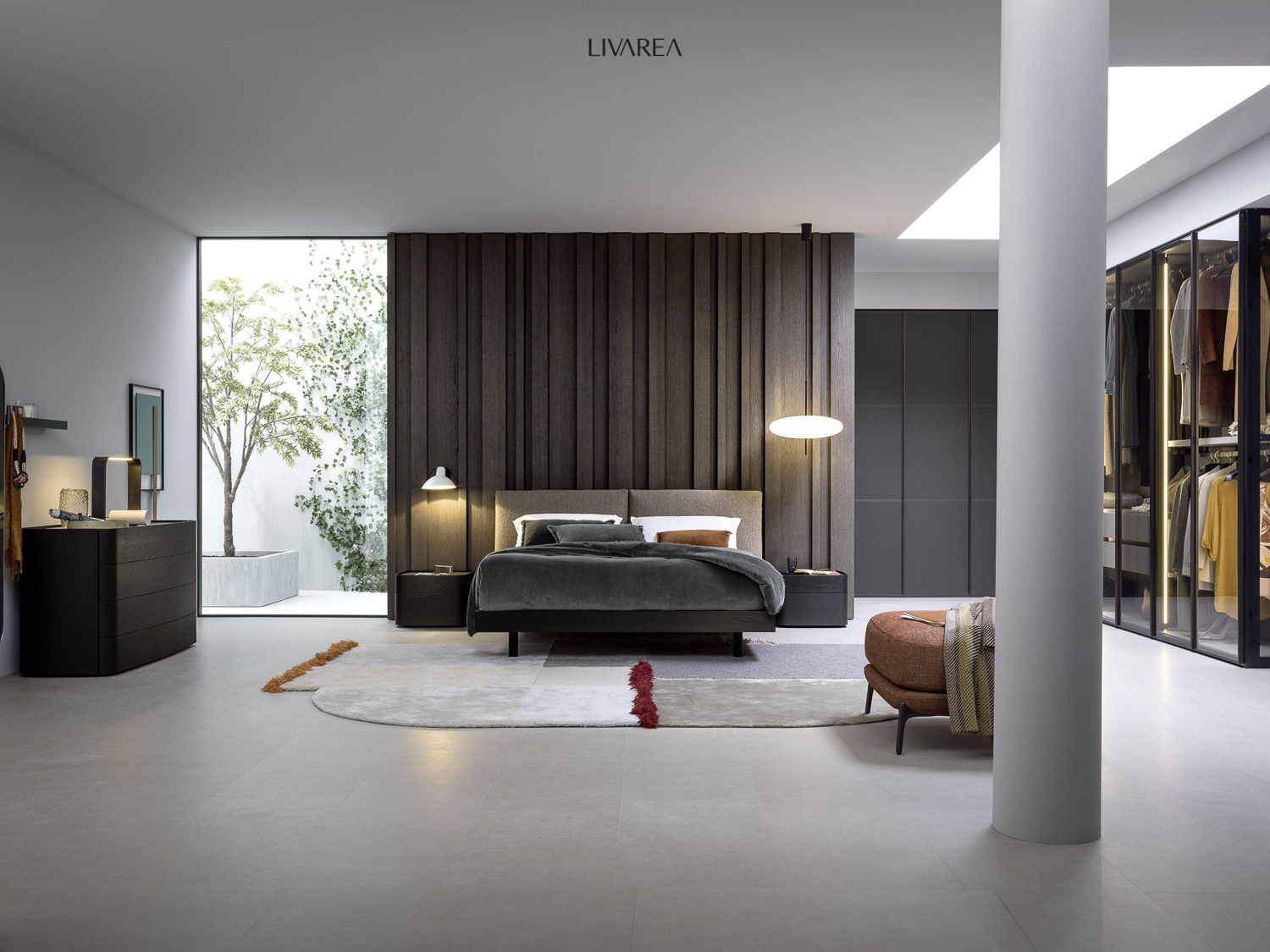 Mooie design slaapkamer met centraal gestoffeerd bed en 2 nachtkastjes Mooie design slaapkamer met centraal gestoffeerd bed en 2 nachtkastjes