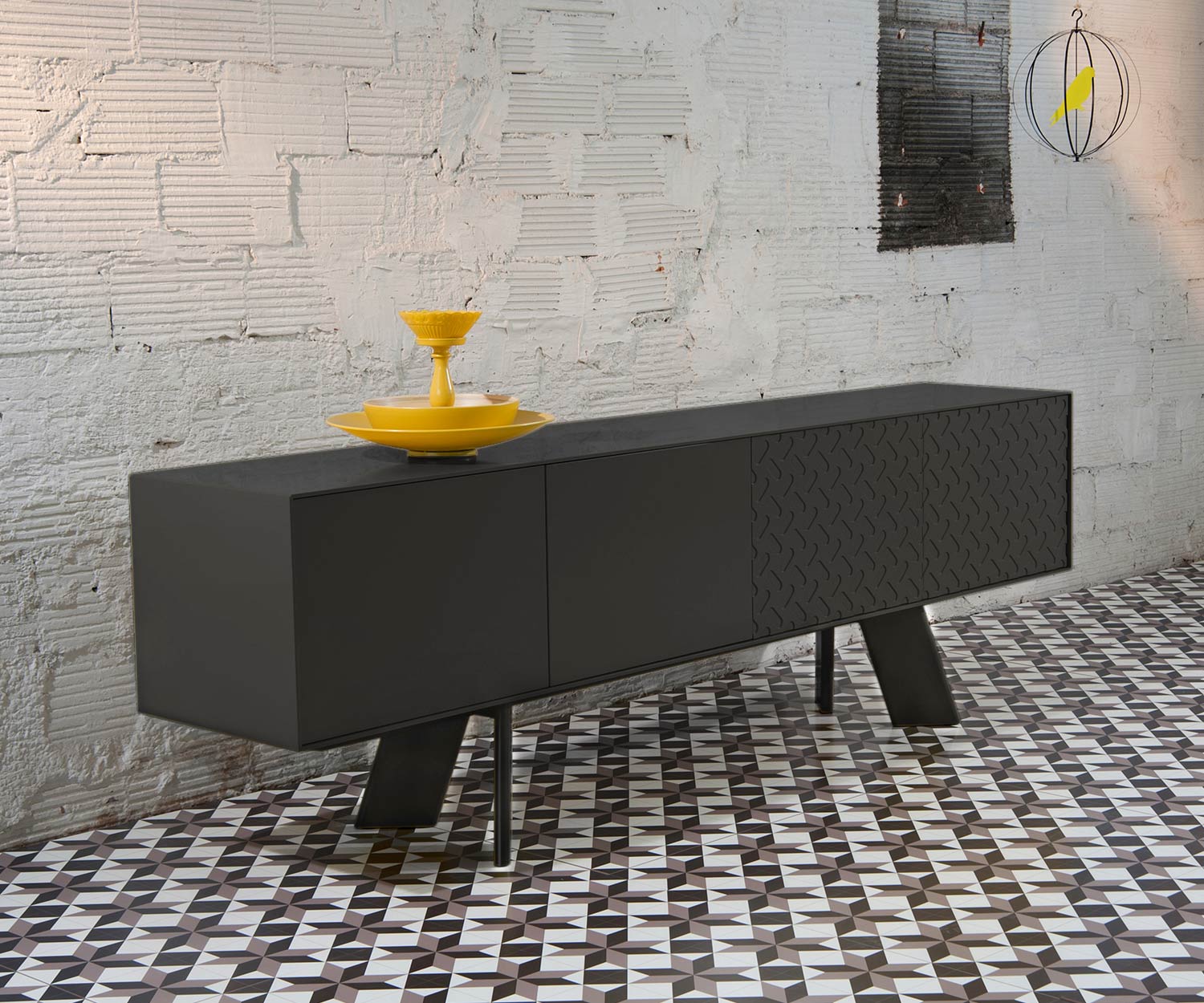 Zwart al2 Dressoir Alhambra 003 in de eetkamer Zwart al2 Dressoir Alhambra 003 in de eetkamer