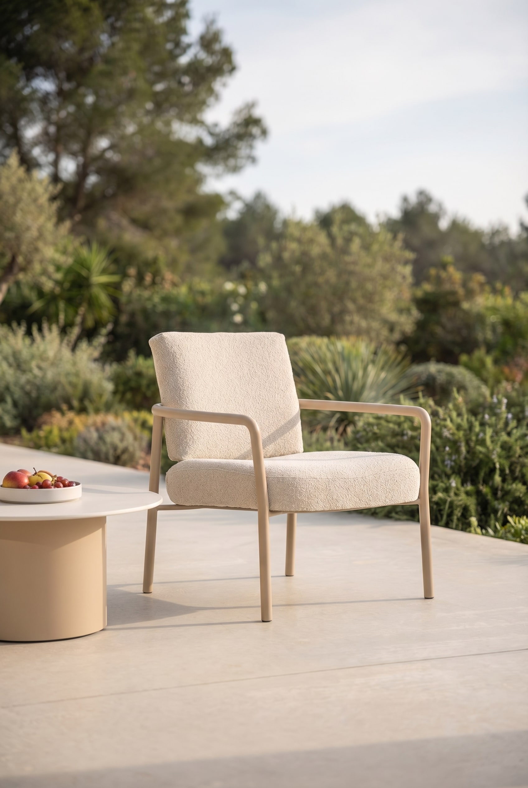 Fauteuil lounge confortable pour l'extérieur avec un tissu bouclé doux Fauteuil lounge confortable pour l'extérieur avec un tissu bouclé doux