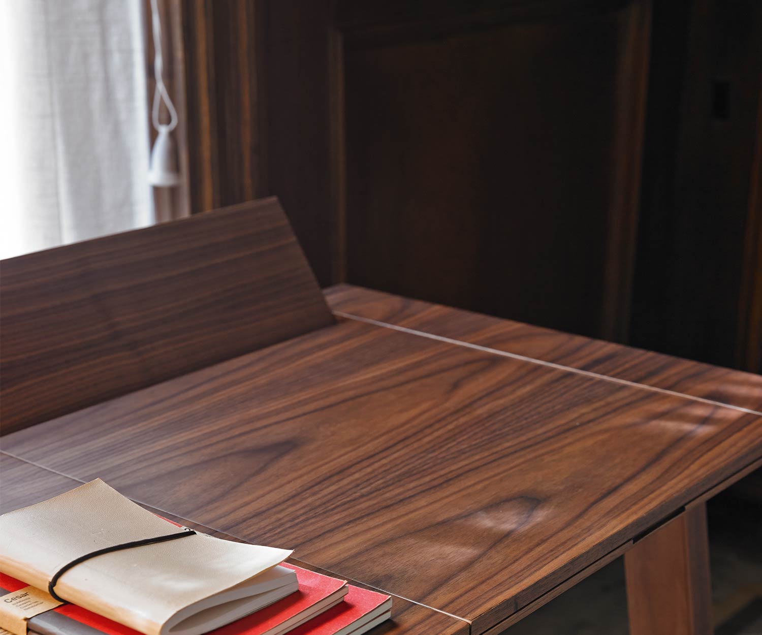 Hoge kwaliteit Punt Ernest Designer bureau modern schuine poten massief hout