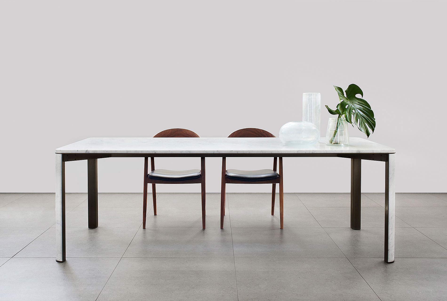 Table de salle à manger design en marbre de Carrare