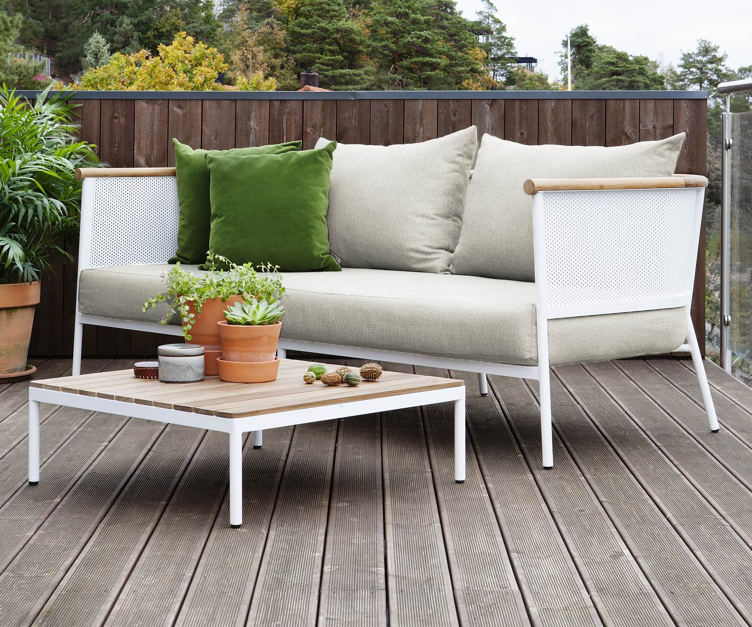 2-zits design tuinbank uit de Oasiq collectie 2-zits design tuinbank uit de Oasiq collectie