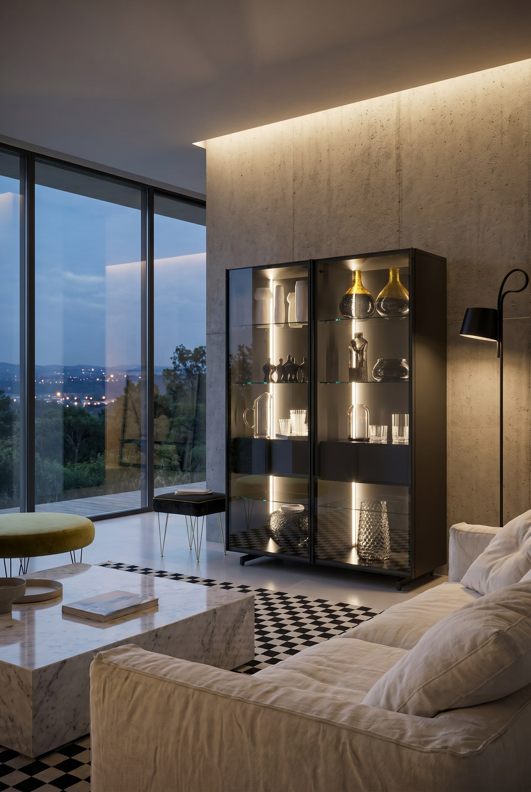 Vitrine en verre noire, pleine hauteur, avec des LED intégrées de manière invisible dans le cadre, éclairant de la porcelaine blanche dans un espace minimaliste