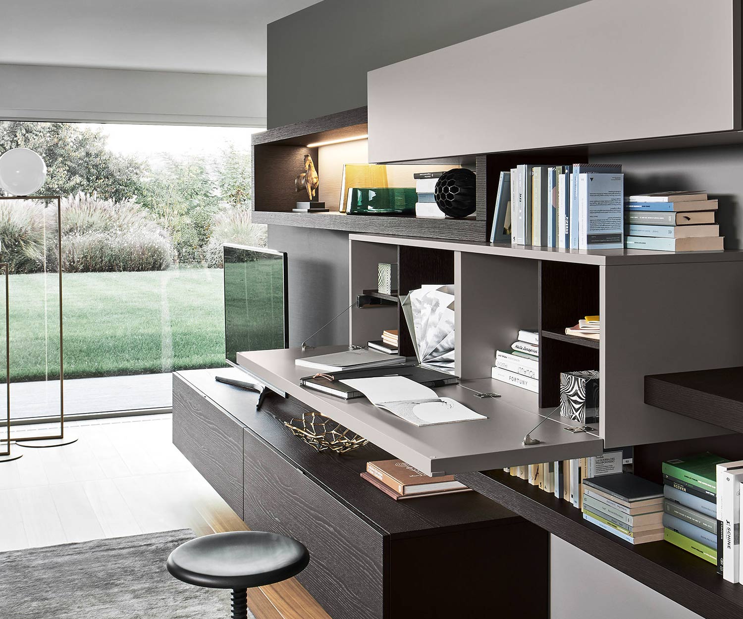 Scharnierend Livitalia Cartesio wandmeubel met bureau voor thuiskantoor Scharnierend Livitalia Cartesio wandmeubel met bureau voor thuiskantoor