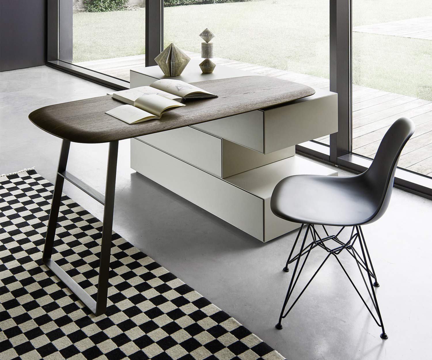 Hoogwaardige Livitalia Ecletto design commode met draaibare kaptafel Hoogwaardige Livitalia Ecletto design commode met draaibare kaptafel