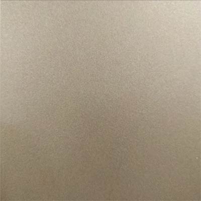 Matt Gold lackiert