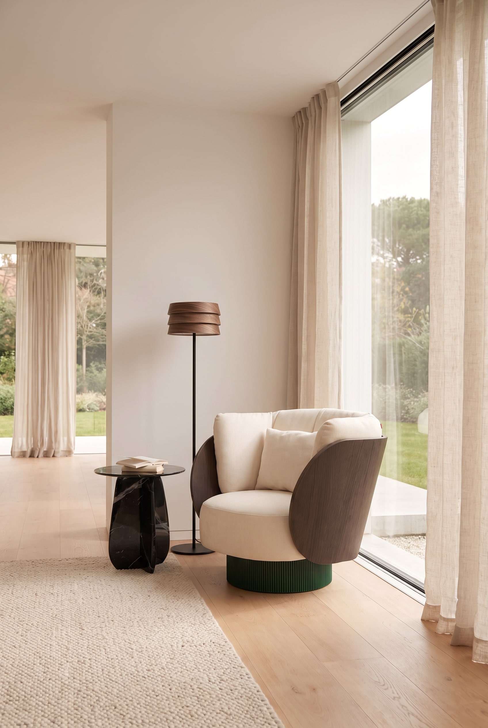 Salon moderne avec des lignes architecturales fluides et un fauteuil de forme organique.