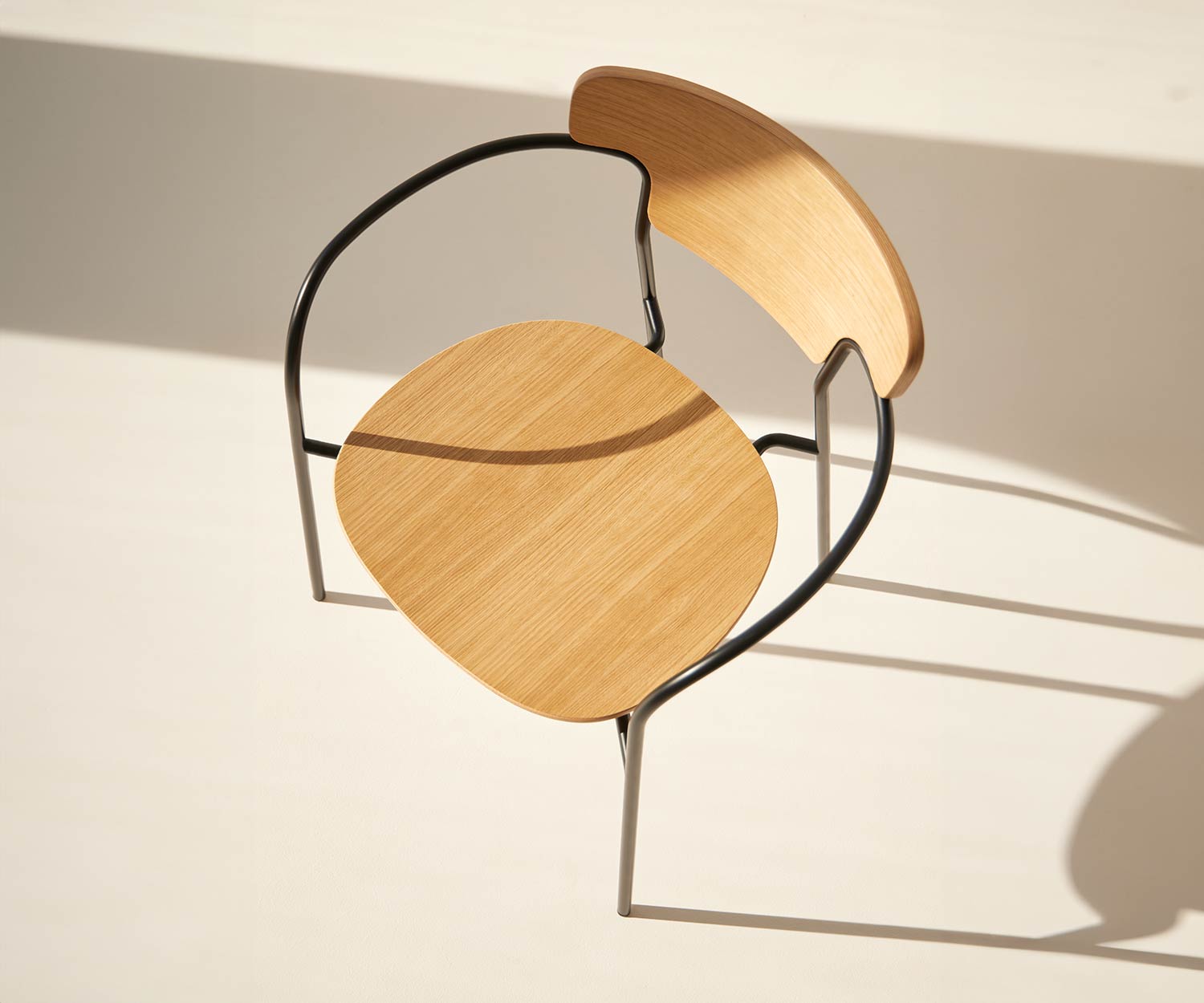 Punt Chaise en bois de pécan Punt Chaise en bois de pécan