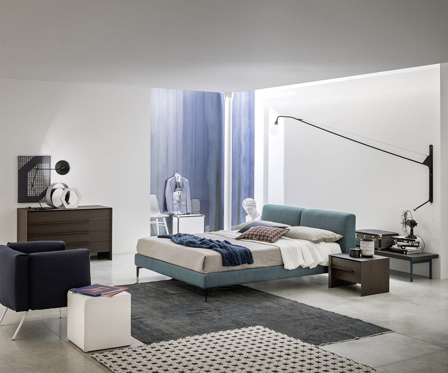 Exclusief Novamobili Margot gestoffeerd bed  Exclusief Novamobili Margot gestoffeerd bed