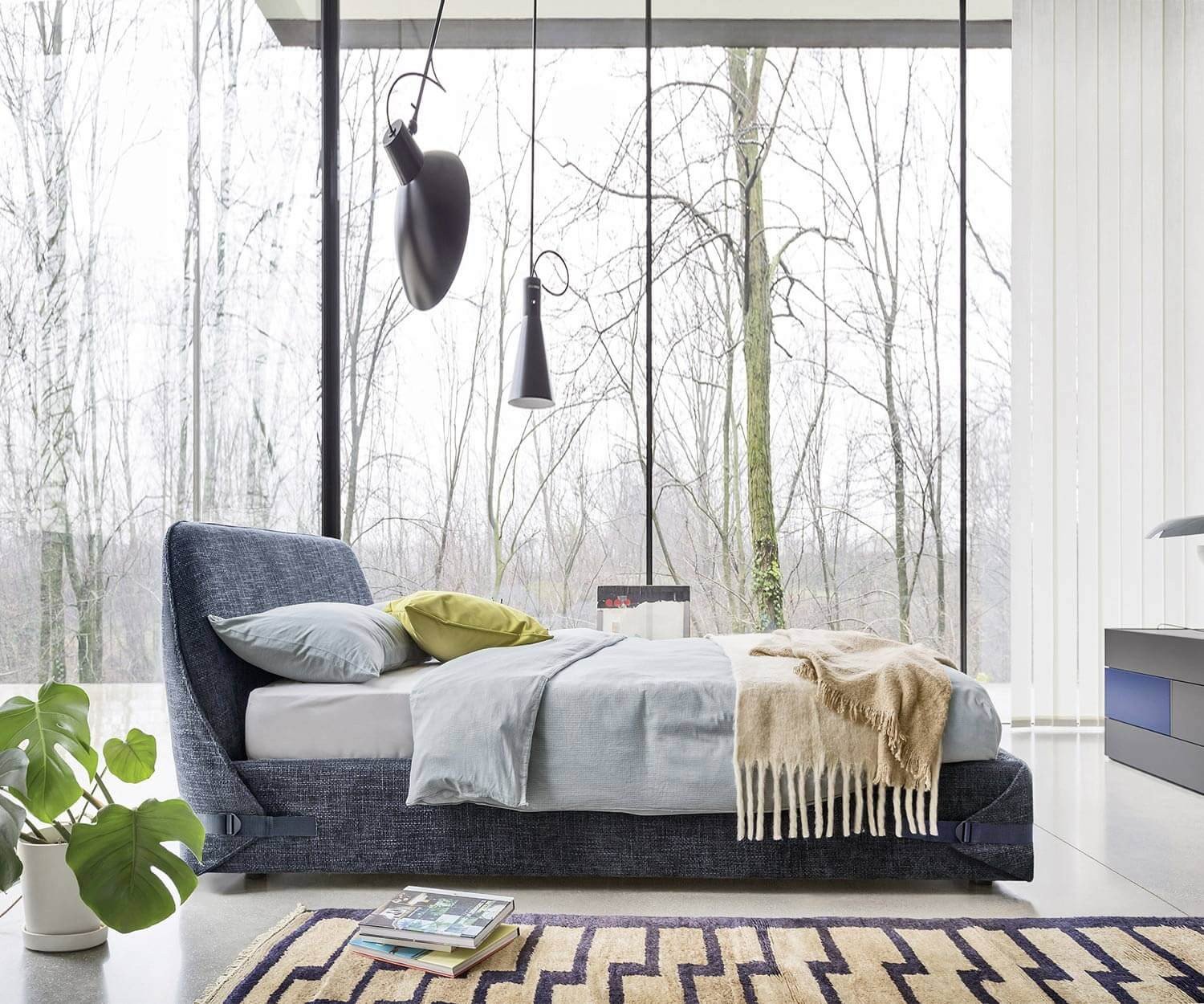 Exclusif Novamobili Design Lit Tape dans la chambre à coucher avec baie vitrée Exclusif Novamobili Design Lit Tape dans la chambre à coucher avec baie vitrée