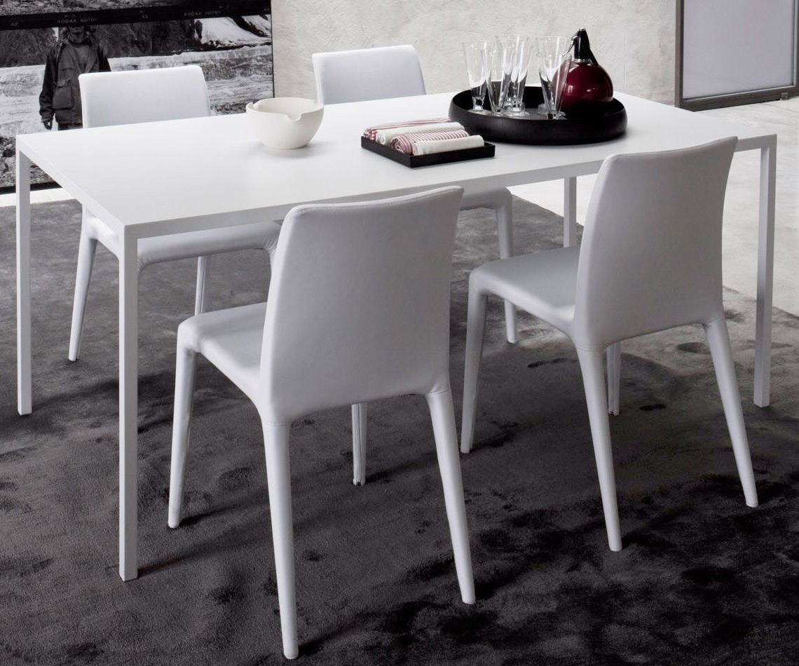 Exclusieve Novamobili Design tafel Filo wit mat