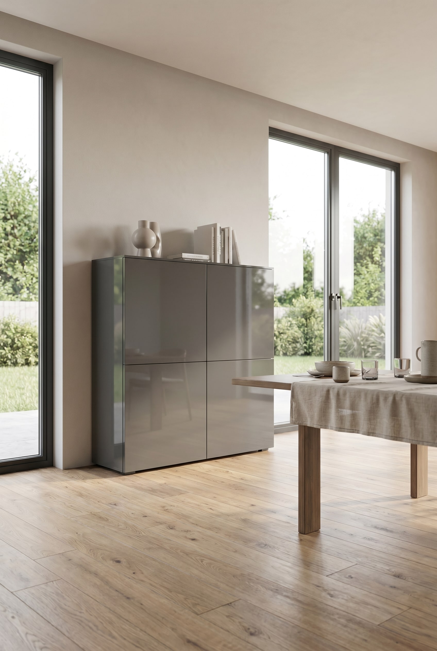 Meuble de rangement &agrave; l'aspect flottant avec des proportions parfaites dans la salle &agrave; manger
