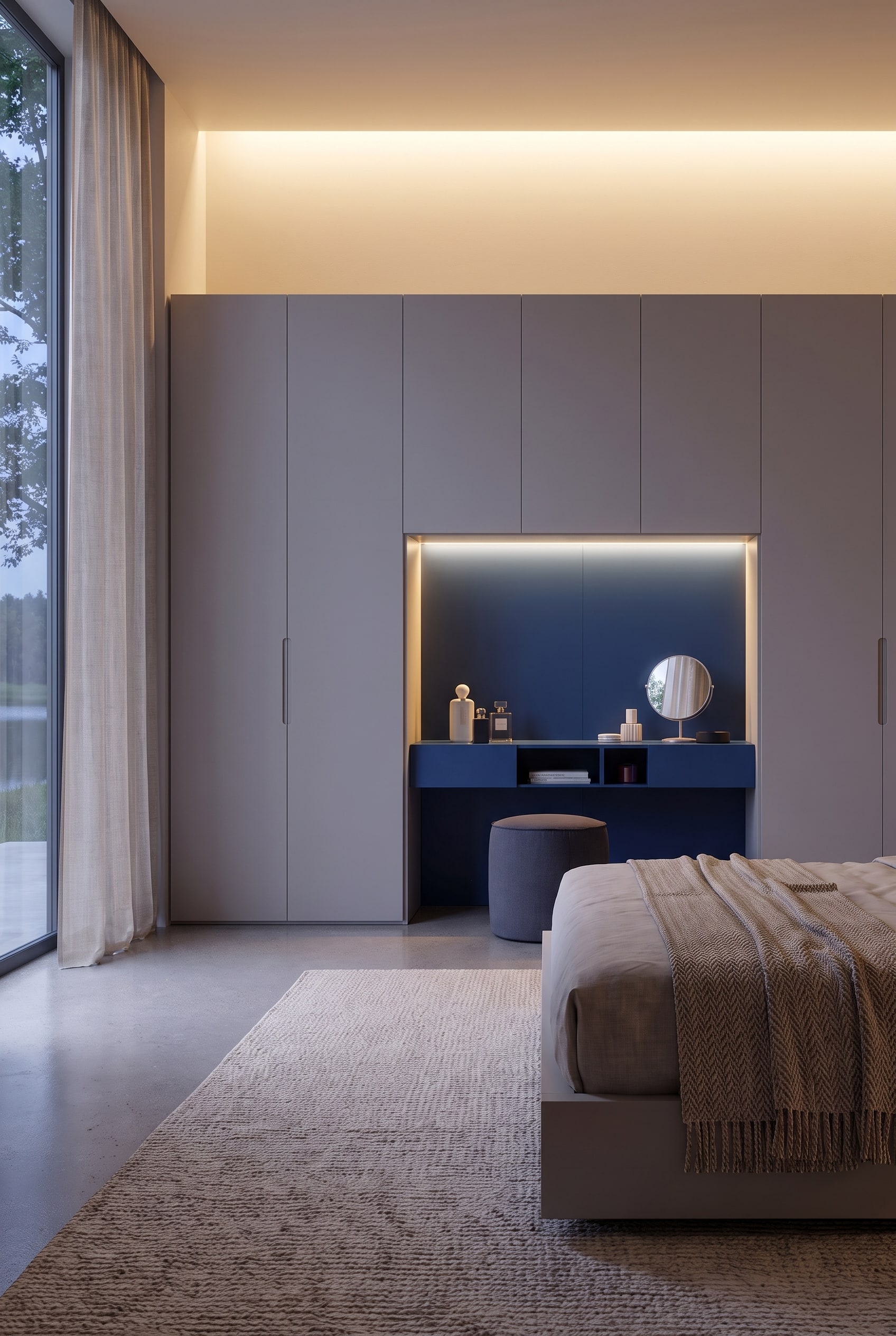 Vue sur l'armoire avec niche à côté du lit, pour montrer les chemins de circulation dans la chambre.