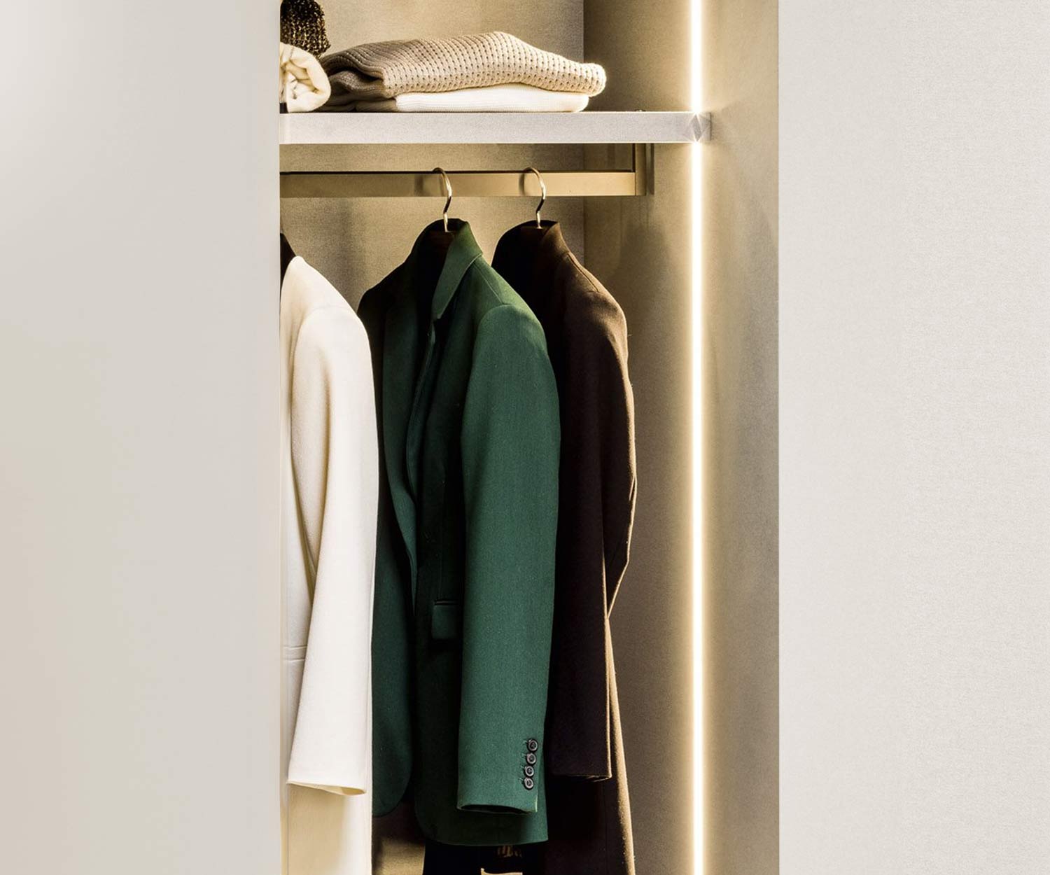 Livitalia Armoire Liscia portes battantes Livitalia Armoire Liscia portes battantes