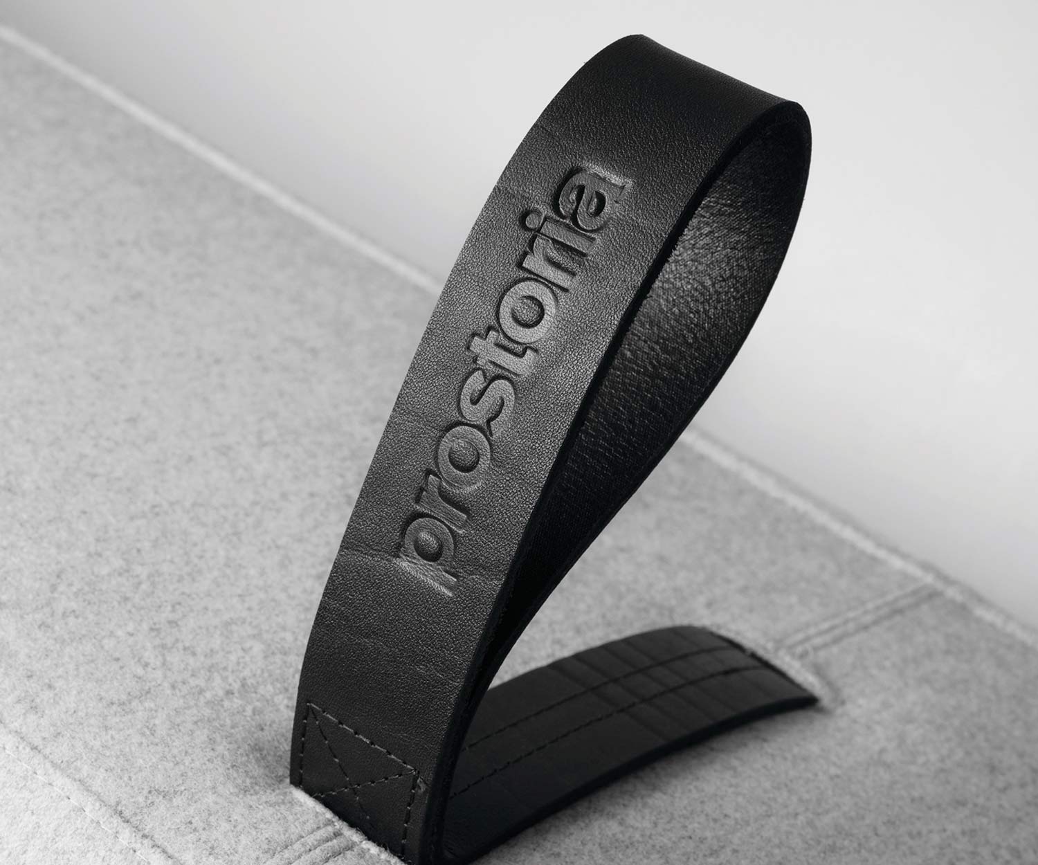 Prostoria Schlafsoa Revolve avec détail de la boucle à déplier Prostoria Schlafsoa Revolve avec détail de la boucle à déplier