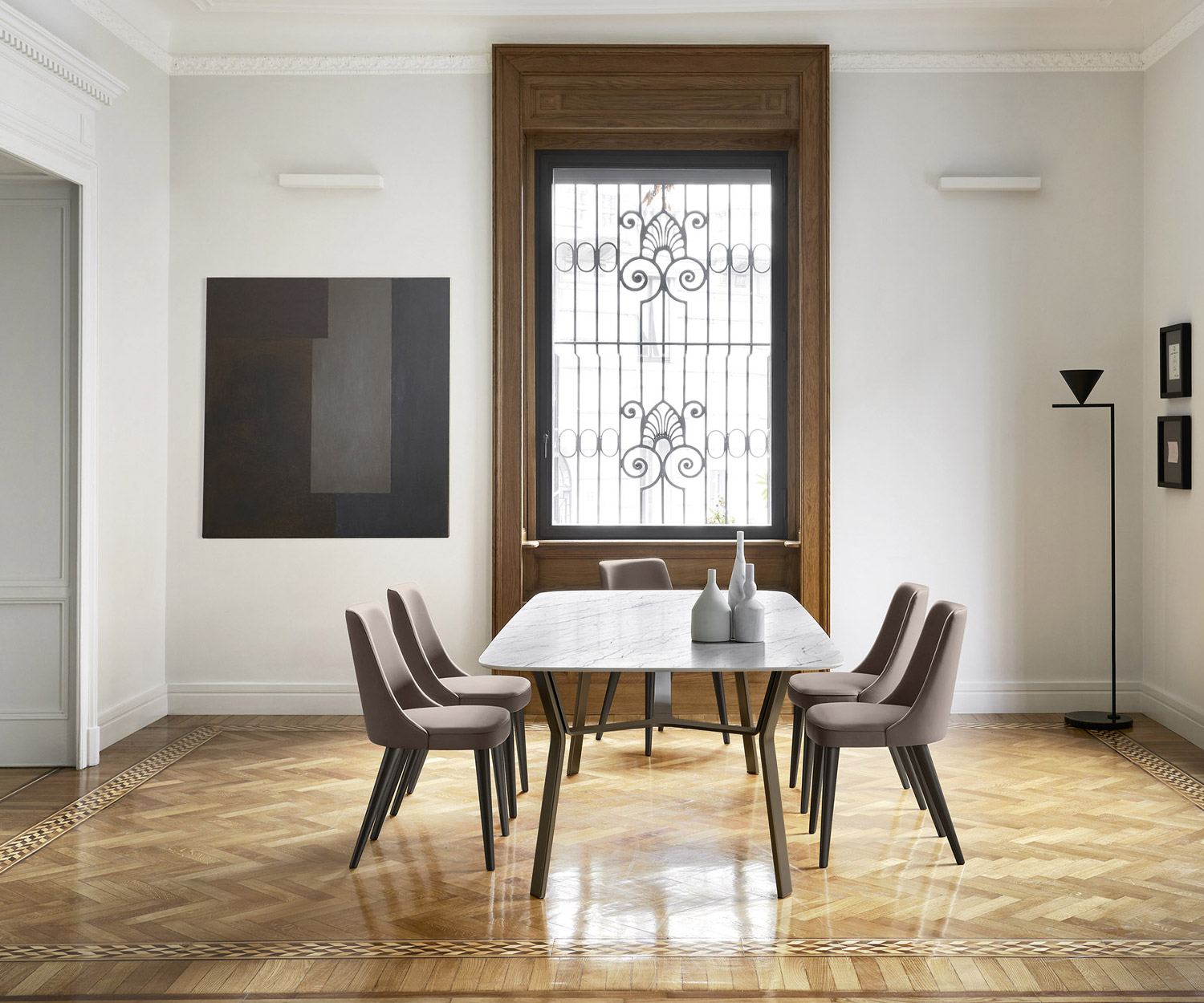 Table de salle à manger design rectangulaire Iron Livitalia Plateau blanc aspect marbre avec socle en acier