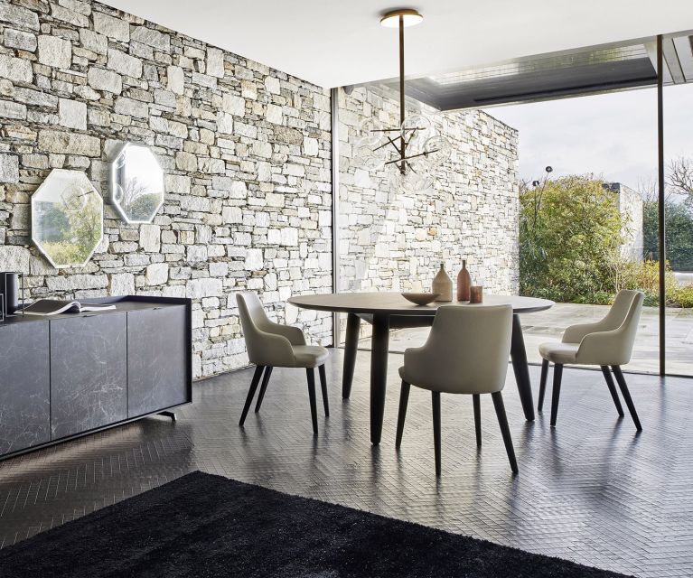 Table de salle à manger ronde Convivio de Livitalia avec plateau en céramique blanche
