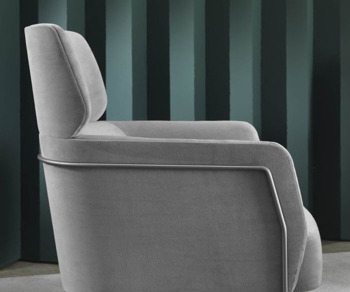 En détail Accoudoirs Fauteuil Nest de Marelli housse gris clair
