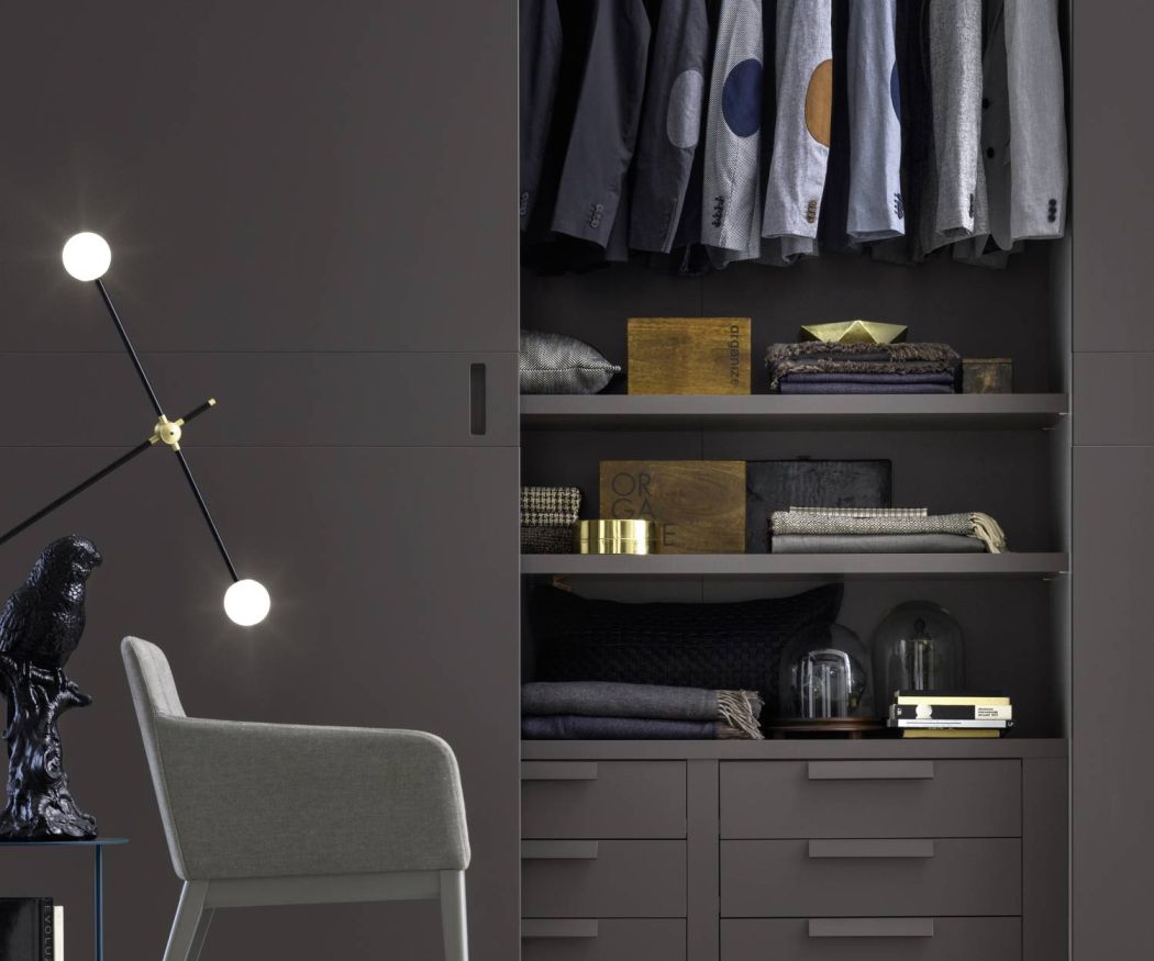 Novamobili Armoire Class gris foncé mat Intérieur